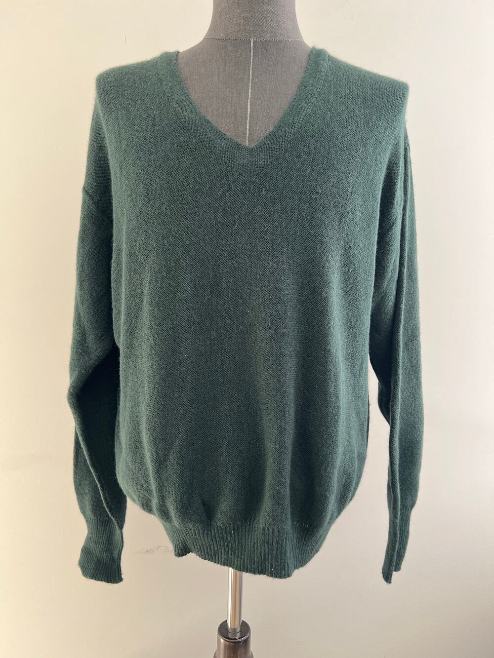 Vintage 100% Baby Alpaca V-Neck Sweater Dark Green Size Large SG